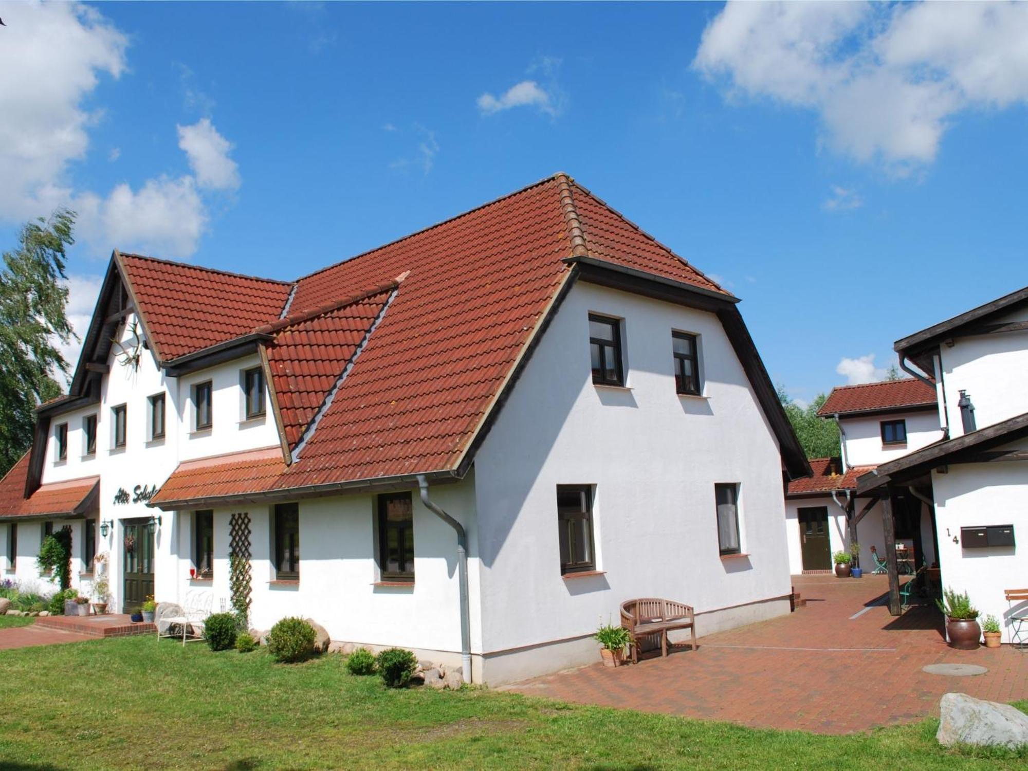 Apartment Gaestehaus Alte Schule-10 By Interhome Dargun Buitenkant foto
